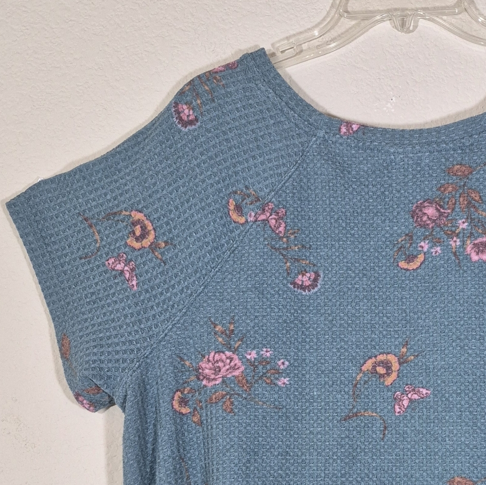Torrid Classic Fit Waffle Knit Raglan Tee - Picture 9 of 12